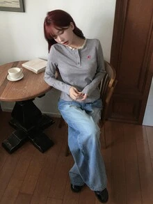 DAZY Kaos Wanita Gaya Korea untuk Liburan Kasual Musim Semi dan Gugur, Bordir Huruf Kombinasi, Lengan Panjang, Kerah Bulat, Patchwork Renda - Grey - View 6