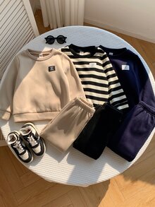 SHEIN 小男孩秋冬保暖內裡加厚卡通熊針織軟綿圓領長袖套頭運動衫彈性腰長褲6件套百搭舒適 - 彩色 - 查看 4