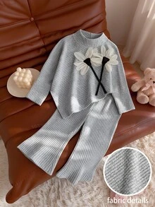SHEIN Playful Pals Infant Girls Spring Autumn Winter Casual Family Matching T-Shirt Set Asymmetrical Pullover High Neck Brushed Grey Light Grey Ribbed Fabric 3D Flower - Grey - View 3