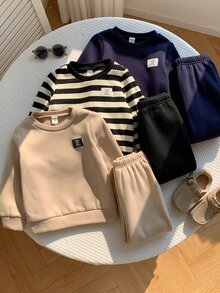 SHEIN 小男孩秋冬保暖內裡加厚卡通熊針織軟綿圓領長袖套頭運動衫彈性腰長褲6件套百搭舒適 - 彩色 - 查看 5