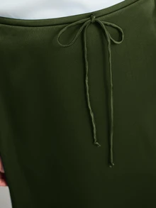 Ontre 女款套裝 2026 秋季新款 橄欖綠緞面修身長裙 優雅休閒鄉村風 適合海灘、日常、約會、早午餐、度假、音樂會穿著 - 軍綠色 - 查看 6