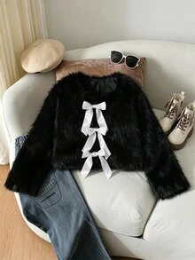 SHEIN Sparklyn 女童秋冬人造毛短夾克，圓領長袖，精緻白色緞面蝴蝶結，蓬鬆毛絨布料，厚實澎澎，短版剪裁，甜酷風，適合 8-12 歲女孩日常穿著、節日穿搭，時尚百搭女童毛絨外套 - 黑色 - 查看 5
