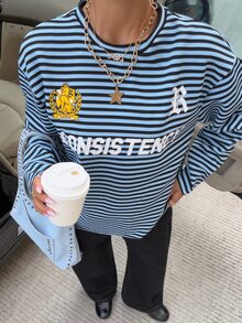Muchica 女款藍色條紋針織印花T恤休閒街頭風秋冬外套，復古校園運動印花 - 藍色 - 查看 6