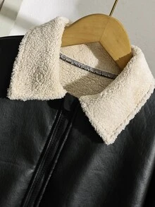 SHEIN 青少年女孩加厚羊羔毛內裡PU皮革夾克，秋冬復古翻領拉鍊機車外套，寬鬆落肩短版修身，抓絨內裡加厚，街頭通勤百搭黑色仿皮墊棉外套，休閒日常穿著女款上衣夾克，適合冬季 - 黑與白 - 查看 4