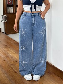 Rivivi Mode Street raka denimjeans i plus size med tvätt och strassdetaljer - Mediumtvätt - Visa 6