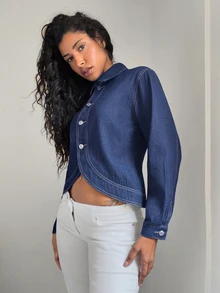 Jeanoix Jaket Denim Pendek Wanita Lengan Panjang Kancing Depan dengan Hem Asimetris Gaya Y2K - Dark Wash - View 4