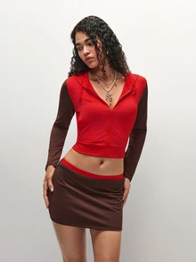 SHEIN TRNDY Women's 2000s Style Streetwear Colorblock Sleeve Pocket Hooded Sweatshirt And Skirt Y2K Set - Red - View 5
