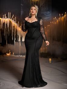 Glamrae Plus Size Black Lace Patchwork Elastic Fabric Cinched Waist Mermaid Tail Gothic Heavy Embellished Evening Gown - Black - View 6