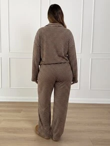 SHEIN PETITE CURVE Plus Size Striped Colorblock Long Sleeve Polo Shirt And Loose Pants 2 Pieces Set Fall - Brown - View 2