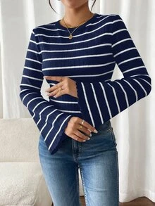 SHEIN Frenchy 女款休閒條紋喇叭袖T恤 - 藏蓝色 - 查看 3