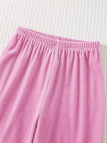 Cozy Pixies 女嬰字母皇冠刺繡天鵝絨圓領長袖套頭運動衫與彈性腰錐腳褲 2件組 幼兒女童服裝 舒適百搭時尚休閒可愛簡約全能風格 適用秋冬室內外 滑雪 開學 日常運動玩耍 派對 節日 萬聖節 聖誕節 新年 情人節 多種場合 - 淡紫色 - 查看 5