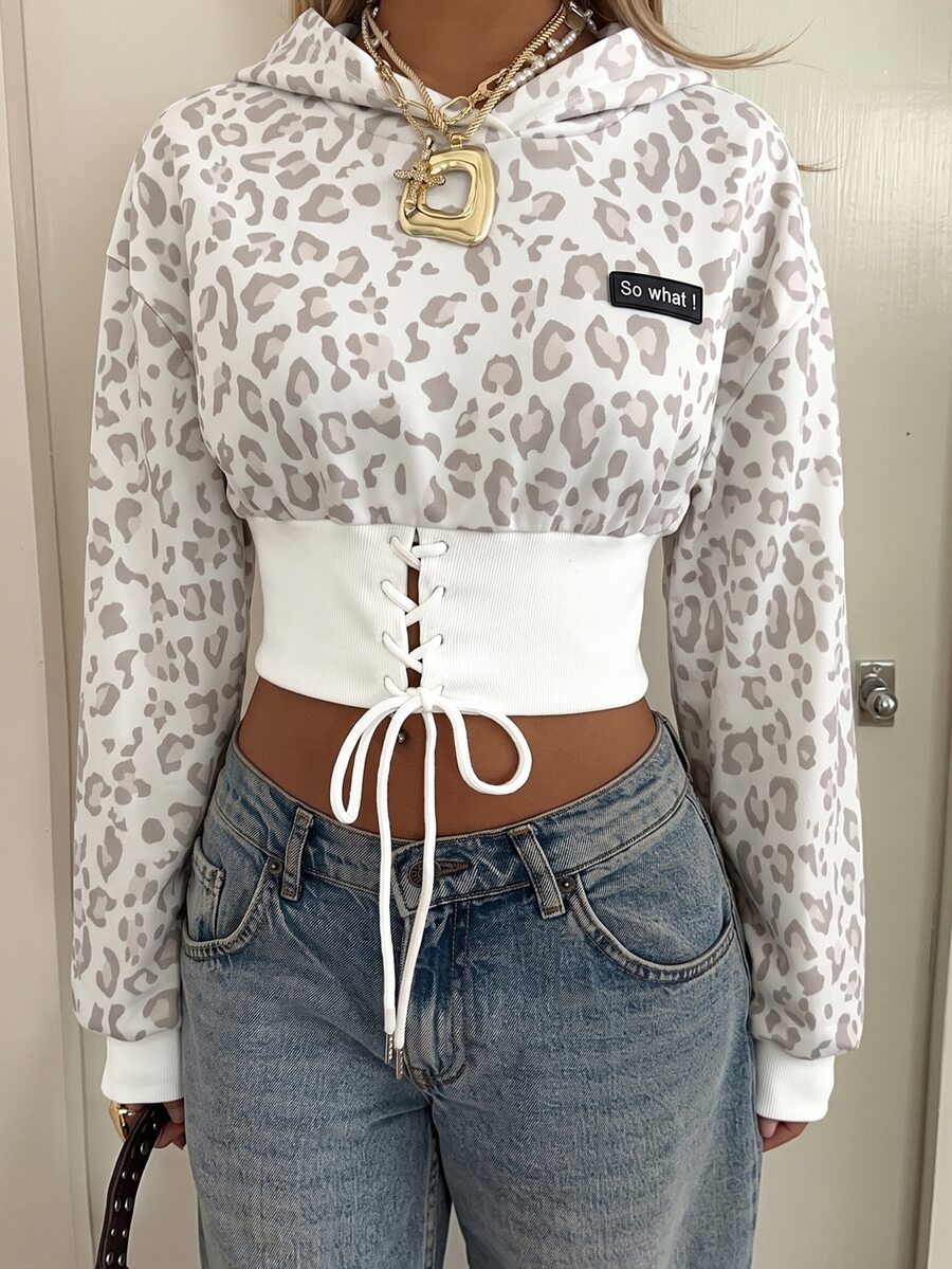 SHEIN EZwear 豹紋字母拼接前綁帶寬下擺短版連帽衛衣 - 彩色 - 查看 1