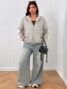 SHEIN EZwear Jaket Wanita Ukuran Besar Motif Leopard dengan Lengan Bergaris dan Tali Serut, Model Patchwork, dan Tudung. - MultiWarna - View 6