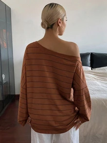 DAZY 女款條紋不對稱肩寬鬆街頭休閒青少年T恤 - 棕色 - 查看 3