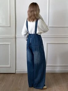 Livesso Autumn Blue Spaghetti Strap Button Washed Loose Pocket Decor Casual Women's Denim Overalls Jumpsuit - Blue - View 2