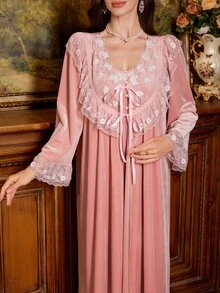 PalaceNights French Vintage Embroidered Lace Velvet Long Robe + Camisole Dress 2pcs Set - Pink - View 7