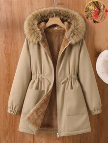 SHEIN Elladie kids 女童甜酷風秋冬加厚保暖內裡 3D 時尚優雅精緻極簡風毛領絨毛長版大衣 卡其色戶外穿搭 - 卡其色 - 查看 5