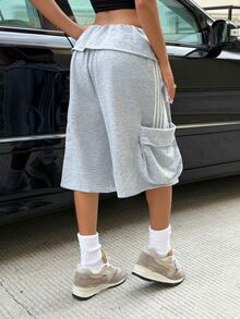 Muchica Women's Loose Ruffle Tie Bow Striped Pattern Pocket Shorts Punk Y2K Gray Casual Street Folding Waist Design Pocket Wide Leg Cropped Pants - Grey - View 2