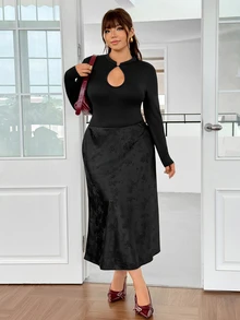 GalTyme Women's Plus Size Fashion Cutout Sexy Long Sleeve Bodysuit Winter - Black - View 4