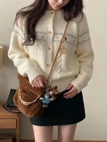 DAZY Cardigan Sweater Hamil dengan Motif Geometris Kancing Tunggal, Modis Kasual, Kreatif, Personal, Segar, dan Imut - Krem - View 10
