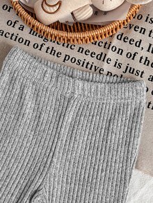 SHEIN Playful Pals Infant Girls Spring Autumn Winter Casual Family Matching T-Shirt Set Asymmetrical Pullover High Neck Brushed Grey Light Grey Ribbed Fabric 3D Flower - Grey - View 8