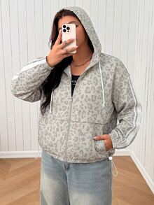 SHEIN EZwear Jaket Wanita Ukuran Besar Motif Leopard dengan Lengan Bergaris dan Tali Serut, Model Patchwork, dan Tudung. - MultiWarna - View 3