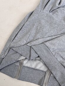 SHEIN Sweatshirt Nyaman Lengan Panjang Warna Polos untuk Ibu Hamil dengan Tudung yang Dapat Dilepas - Grey - View 9