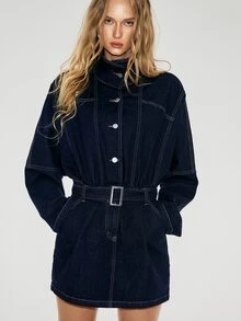 ATUI Studio Gaun Denim Lengan Panjang dengan Kancing Depan dan Pinggang Ramping untuk Wanita, Model Street Style, dan Saku. - Dark Wash - View 4