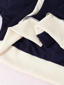 SHEIN 冬季服飾套裝，適合前青春期女孩，秋季服飾，聖誕服飾，學生校園風，白色海軍藍運動可愛款 - 彩色 - 查看 4