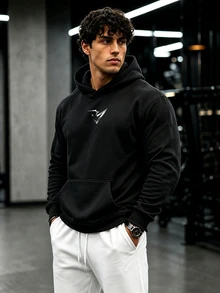 GymBeat Sweatshirt Olahraga Pria Berkerudung dengan Saku dan Motif Cetak - Hitam - View 3