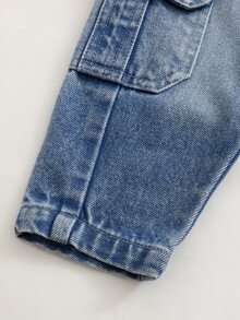 SHEIN 男嬰復古休閒街頭風多口袋寬鬆舒適全彈性腰抽繩收口褲腳水洗淺藍牛仔工裝長褲 - 淺色水洗藍 - 查看 7