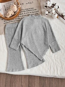 SHEIN Playful Pals Infant Girls Spring Autumn Winter Casual Family Matching T-Shirt Set Asymmetrical Pullover High Neck Brushed Grey Light Grey Ribbed Fabric 3D Flower - Grey - View 2