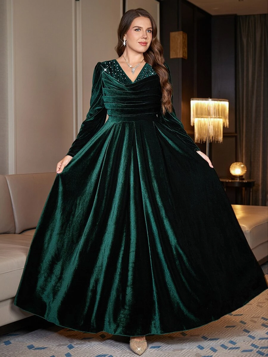 Reflora Plus Size Women's Solid Color Patchwork Sequin Pleated Design Long Sleeve Elegant Dress - Green - View 1