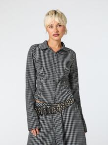 COUREZ FITTED LONG SLEEVE ASYMMETRIC BUTTON UP SHIRT - Black and White - View 6