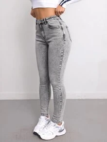 SHEIN Tall CURVE 大尺碼女款高腰修身煙灰色牛仔褲，適合約會、度假、派對、日常穿著、聚會、戶外活動 - 淺色水洗藍 - 查看 3