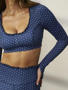 Aralina SET ATASAN CROP LENGAN PANJANG DENGAN LEHER BERKERUT DAN LEGGING - Blue and White - View 5