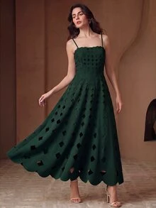 Anewsta Elegant Green Fashion Strapless Dress With Waist-Cinched Slimming Design, Sleeveless Hollow-Out Style, Vacation Dress For Women - Green - View 3