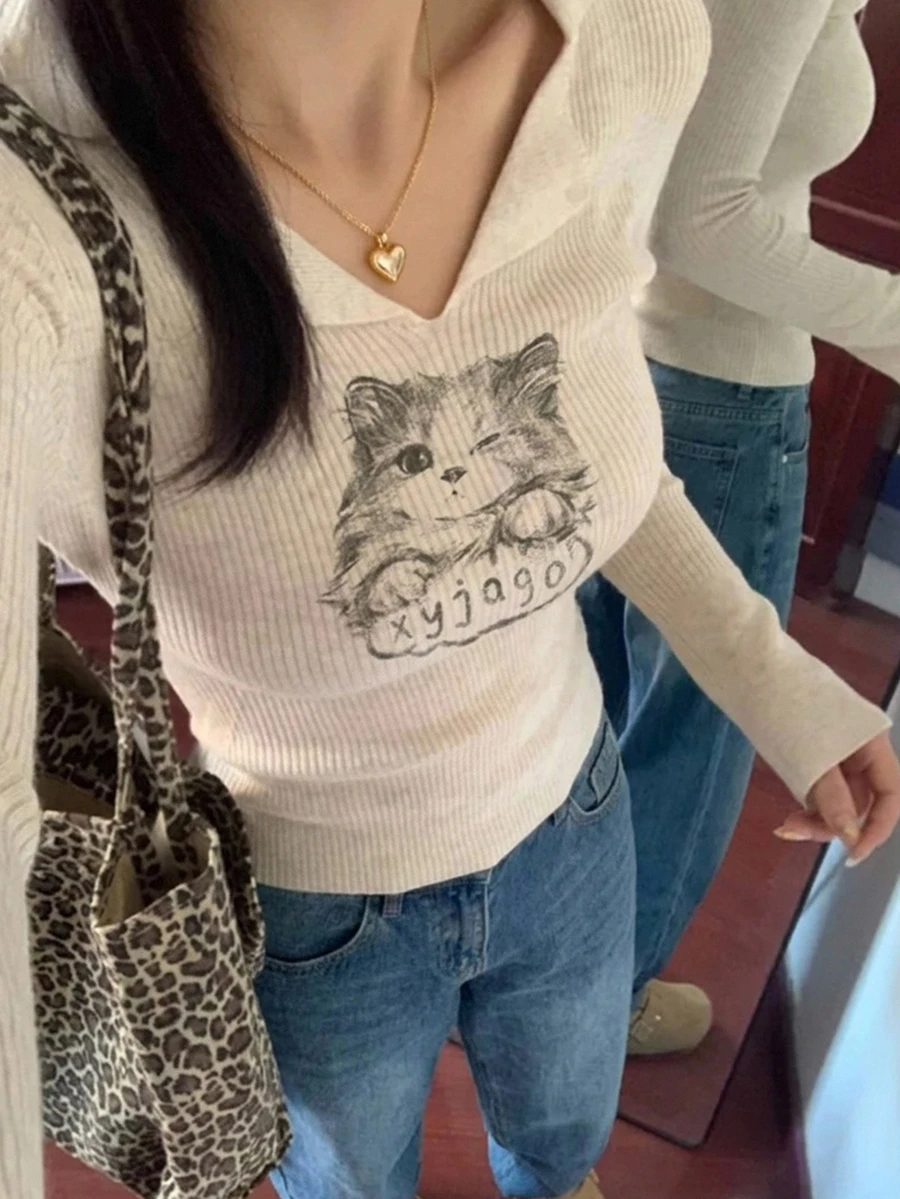 DAZY Cream White V-Neck Cat Cartoon Letter Print Fitted Long Sleeve Casual Versatile Knit Base Layer Sweater - Apricot - View 1