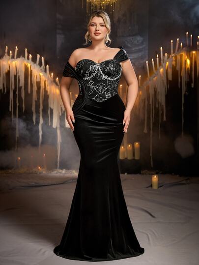 Glamrae Plus Size Elegant Luxurious Black Velvet Patchwork 3D Embroidery Beaded Sequin Sequins Sequins Chain Asymmetrical Mermaid Long Dress Suitable For Ball Party Single Party Holiday Party Wedding Event Formal Evening Gown