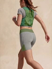 Exploreva Exploreva Women's Adjustable Placket Cropped Outdoor Vest - Green - View 10