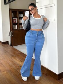 Rivivi Women Plus Size High Waist Stretch Blue Flare Jeans - Medium Wash - View 5