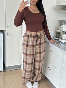 ZzzCrew Plus Size Brown Round Neck Long Sleeve Top & Cotton Blend Comfortable Plaid Pajama Pants Home Wear 2pcs Set - Brown - View 3