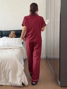 Napfluff 春夏女款休閒舒適條紋圖案開襟短袖長褲睡衣套裝 - 酒紅色 - 查看 3