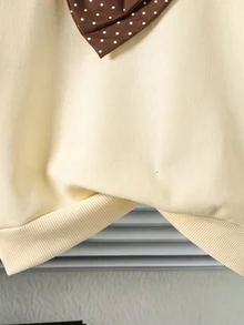 SHEIN 女童秋冬保暖抓絨甜美圓點大蝴蝶結裝飾休閒套頭衛衣 - 米色 - 查看 5