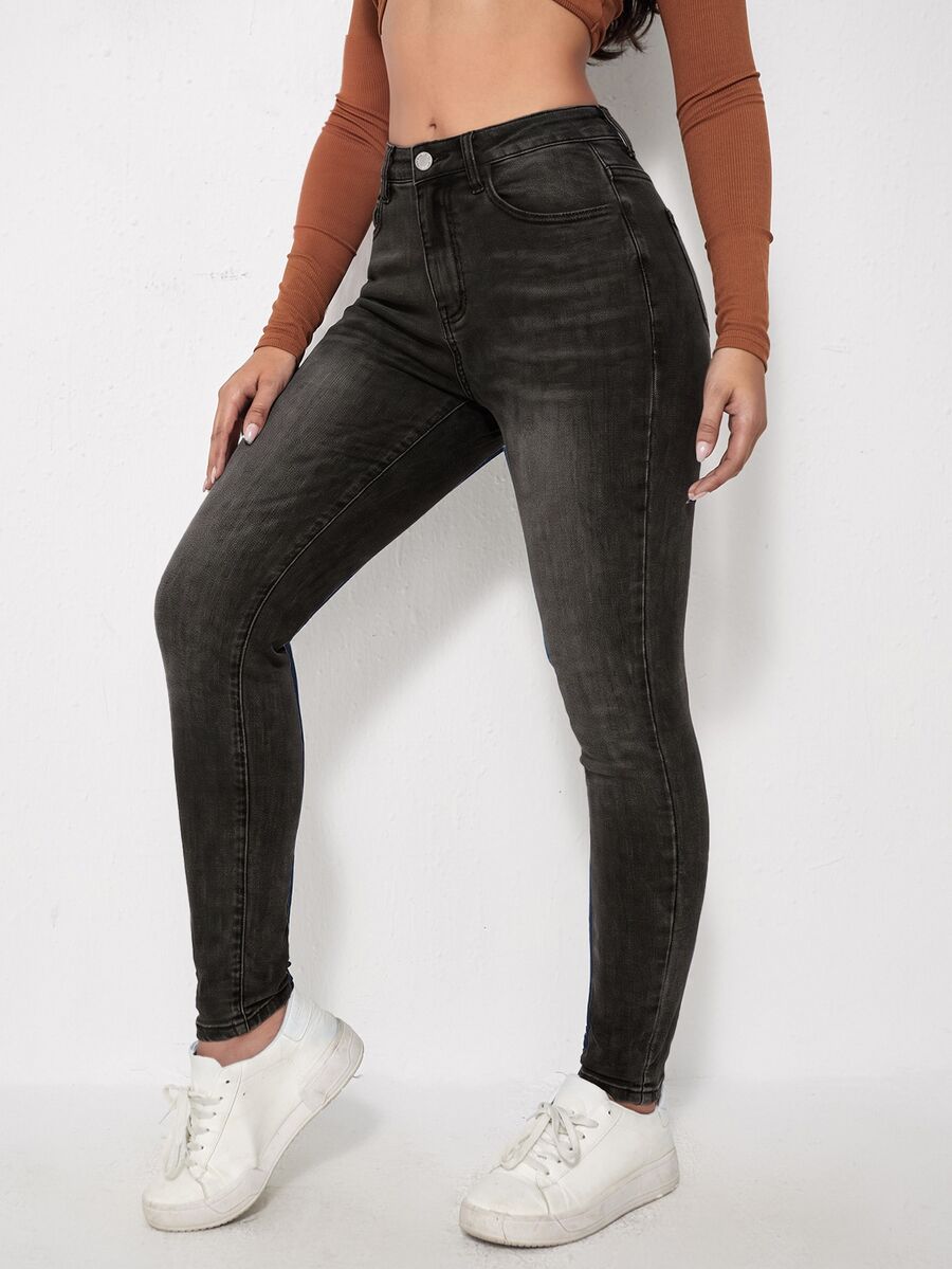SHEIN Essnce Women's Fitted Casual Versatile Denim Jeans With Pockets - Black - View 1