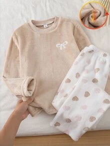 Genkimix Kids 女童大童睡衣套裝 秋冬日常休閒優雅居家服 長袖長褲 蝴蝶結刺繡圖案與滿版小愛心印花 刷毛套裝 - 卡其色 - 查看 3