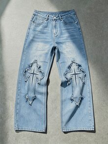 Manfinity Denimwave 男士街頭風哥德式十字印花黑白對比丹寧喇叭牛仔褲 - 淺色水洗藍 - 查看 3