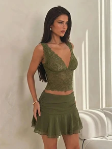 SHEIN ICON 夏季 Y2K 女款性感優雅黑色蕾絲拼接上衣，休閒百搭，適合夜店外出與日常穿著 - 軍綠色 - 查看 4