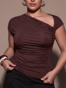 SHEIN BAE CURVE Plus Size Women's Asymmetrical Neckline Ruched Top - Brown - View 1