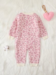 SHEIN 愛心豹紋淺粉色圓領長袖嬰兒毛衣連身衣附帽子，柔軟舒適，適合日常穿著、外出、旅行、度假、育兒及各種場合，亦適用於秋冬季節、聖誕節、萬聖節、開學季、派對等場合，春秋冬三季百搭女童假日理想穿搭 - 淺粉色 - 查看 2